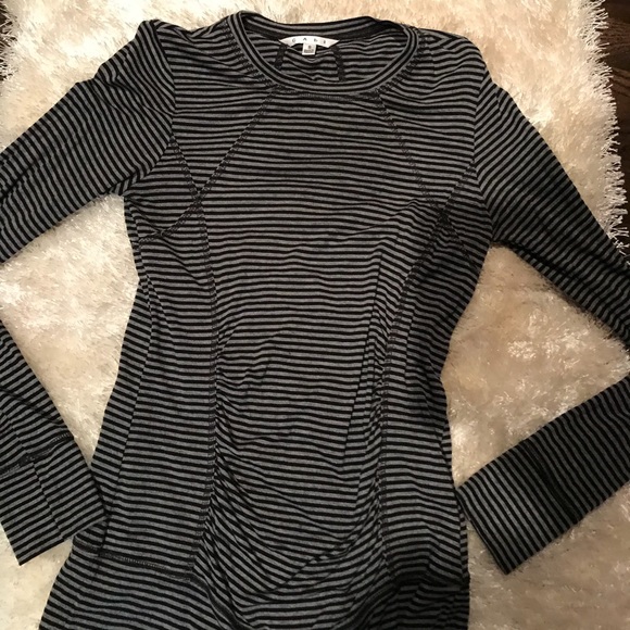 CAbi Tops - ‼️CAbi stretchy top‼️